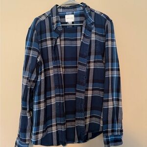 American Eagle Outfitters Navy and White Plaid Shirt